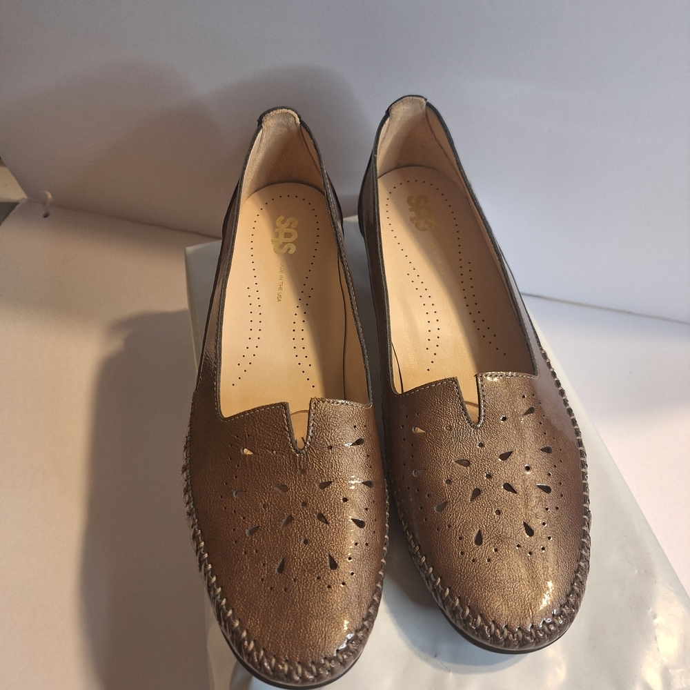 SAS Sonyo Portobello Patent  Leather Comfort Pumps Women's Shoes   Size 9.5 W